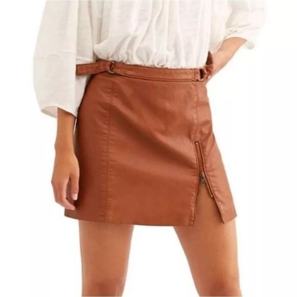 🍁 Free People Brown Midnight Magic Faux Leather Mini Skirt Size 6 - Picture 1 of 13